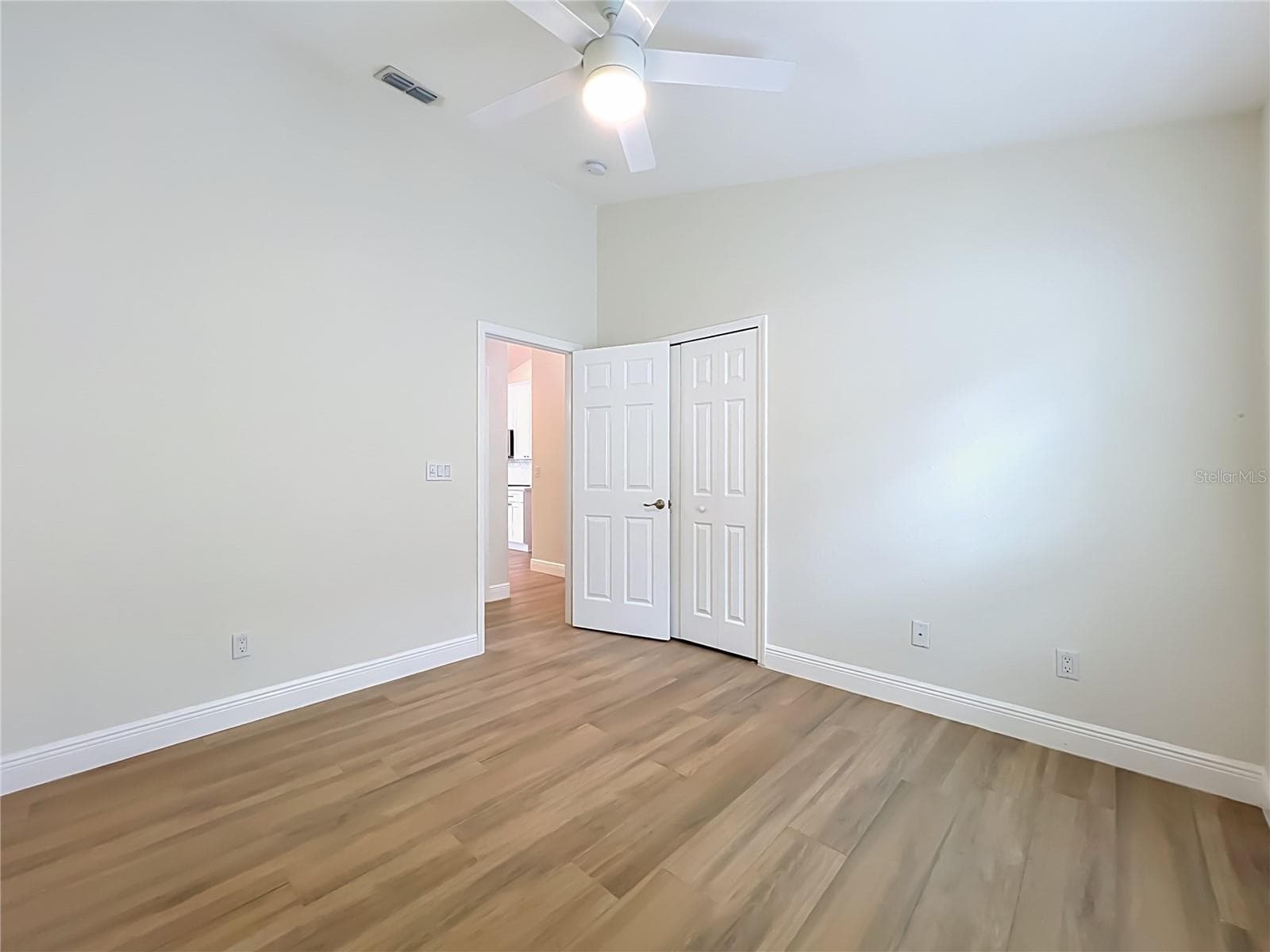 bed 3 - 998 WHITE SPRINGS LN, WINTER SPRINGS