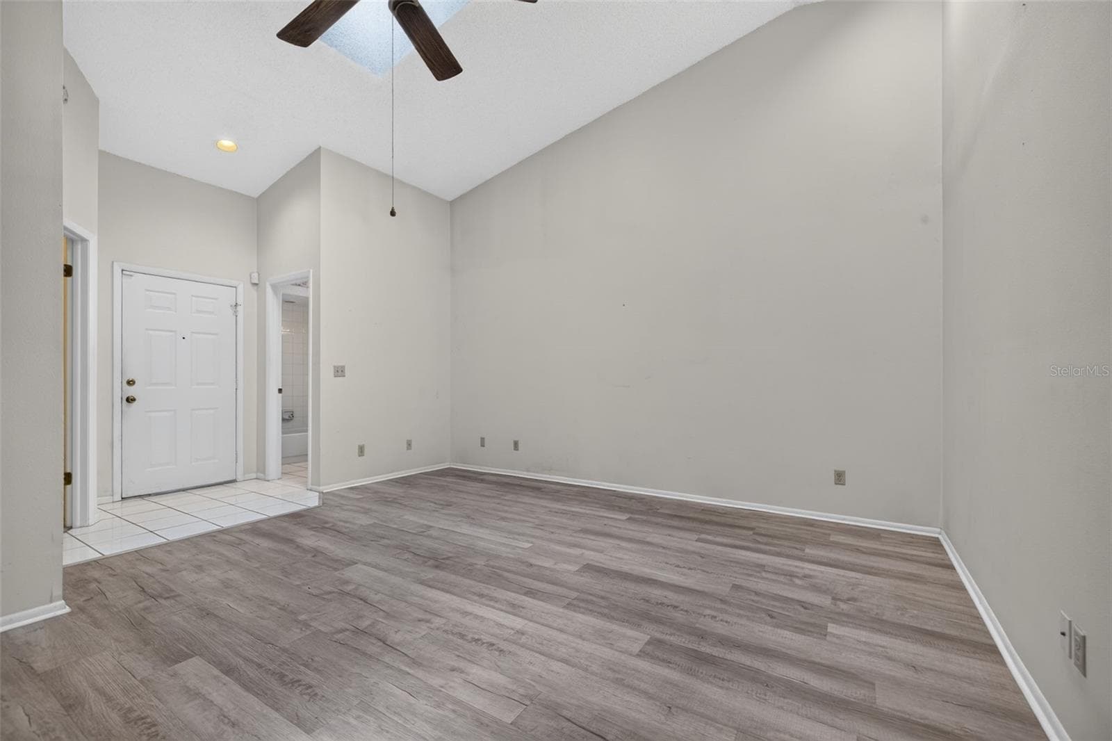 Villa at 11754 SPRING TREE LN, PORT RICHEY, photo 6 of 23