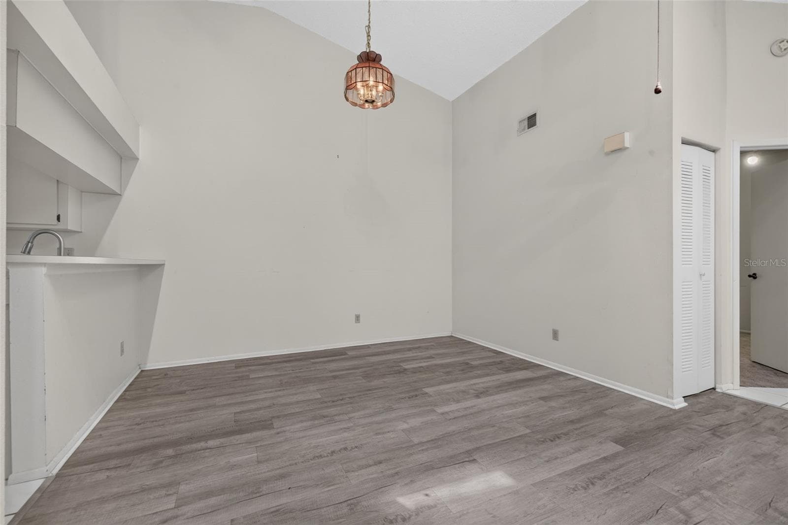 Villa at 11754 SPRING TREE LN, PORT RICHEY, photo 7 of 23