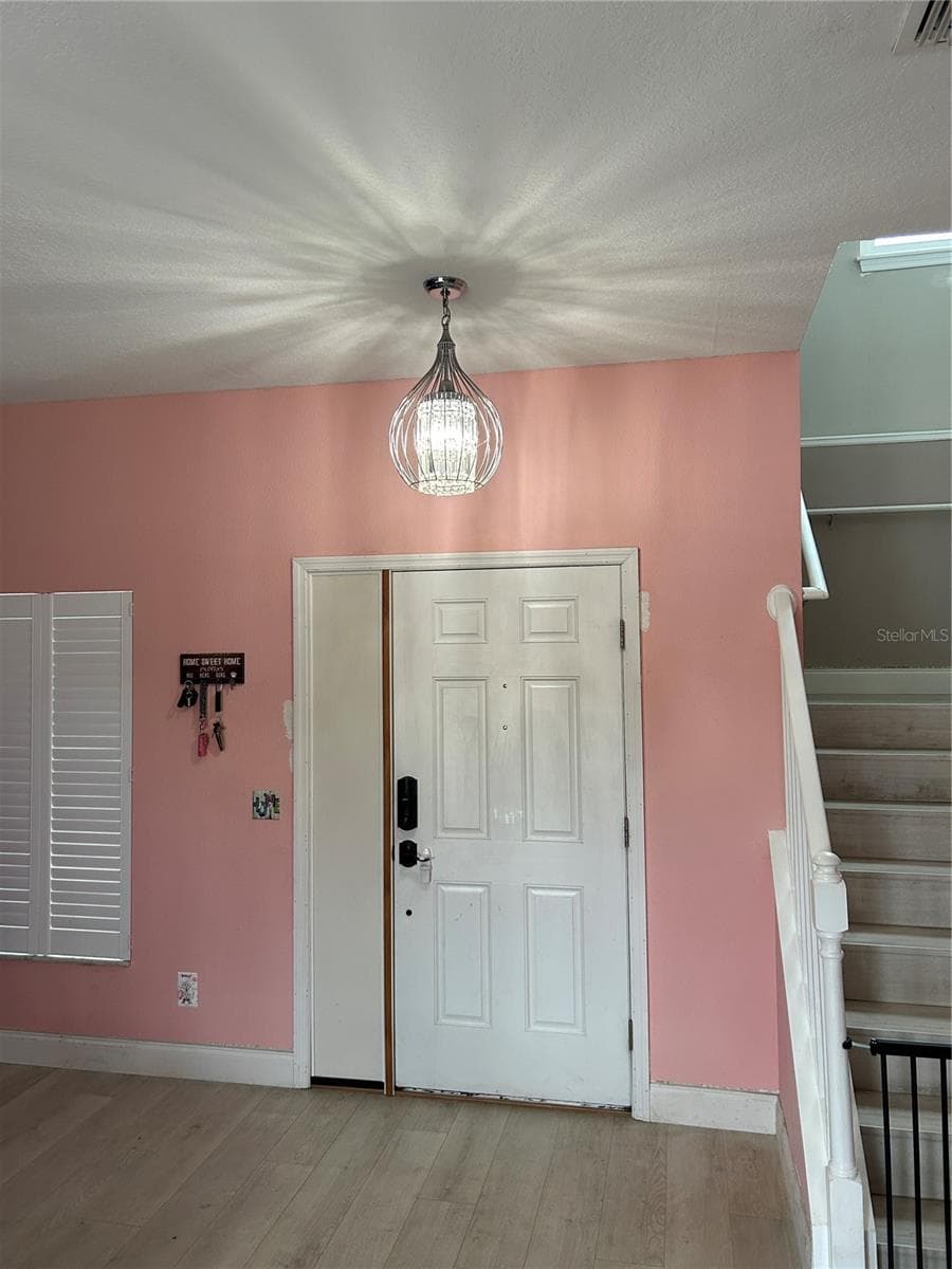 Single Family Residence at 1382 SALISBURY DR, WINTER HAVEN, photo 16 of 32