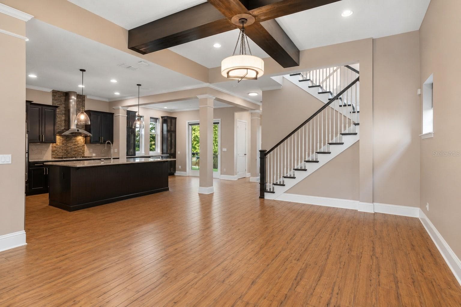 AI-edited to remove furniture to show the space - 13041 GABOR AVE, ORLANDO