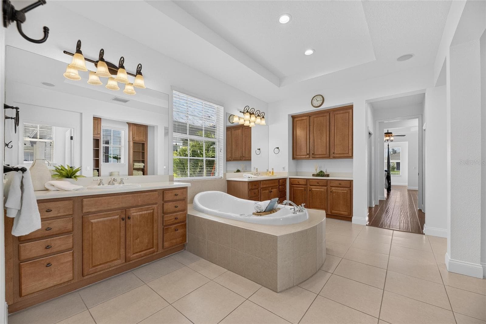 Single Family Residence at 715 ISLEBAY DR, APOLLO BEACH, photo 40 of 100