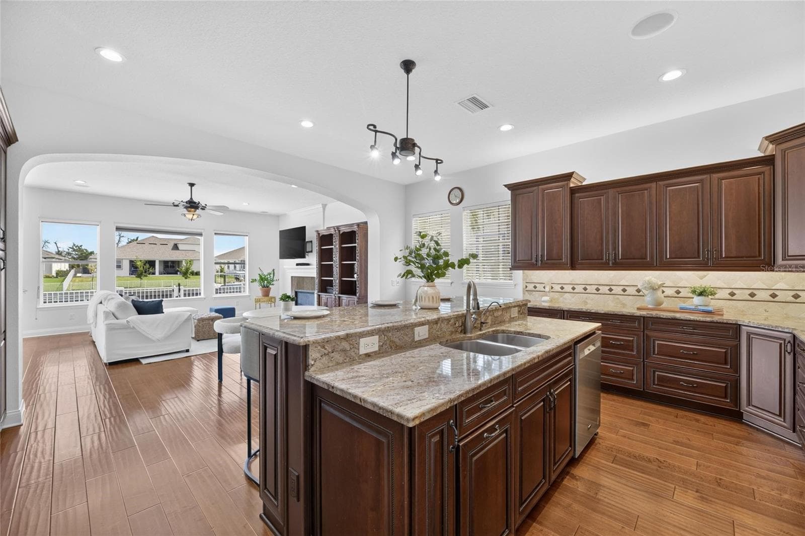 Single Family Residence at 715 ISLEBAY DR, APOLLO BEACH, photo 44 of 100