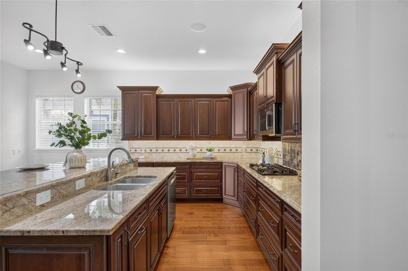 Single Family Residence at 715 ISLEBAY DR, APOLLO BEACH, photo 51 of 100