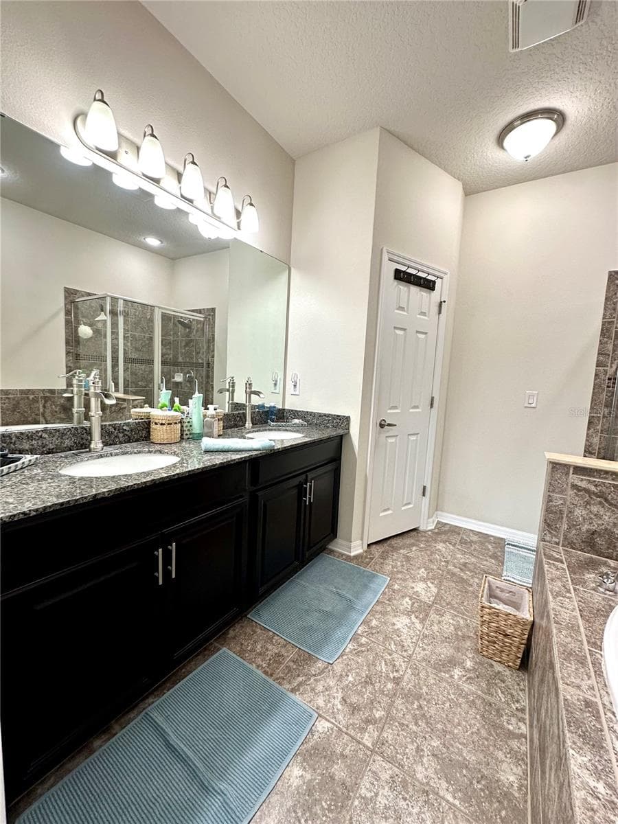 Villa at 4247 ANGELICA LOOP, WESLEY CHAPEL, photo 20 of 61