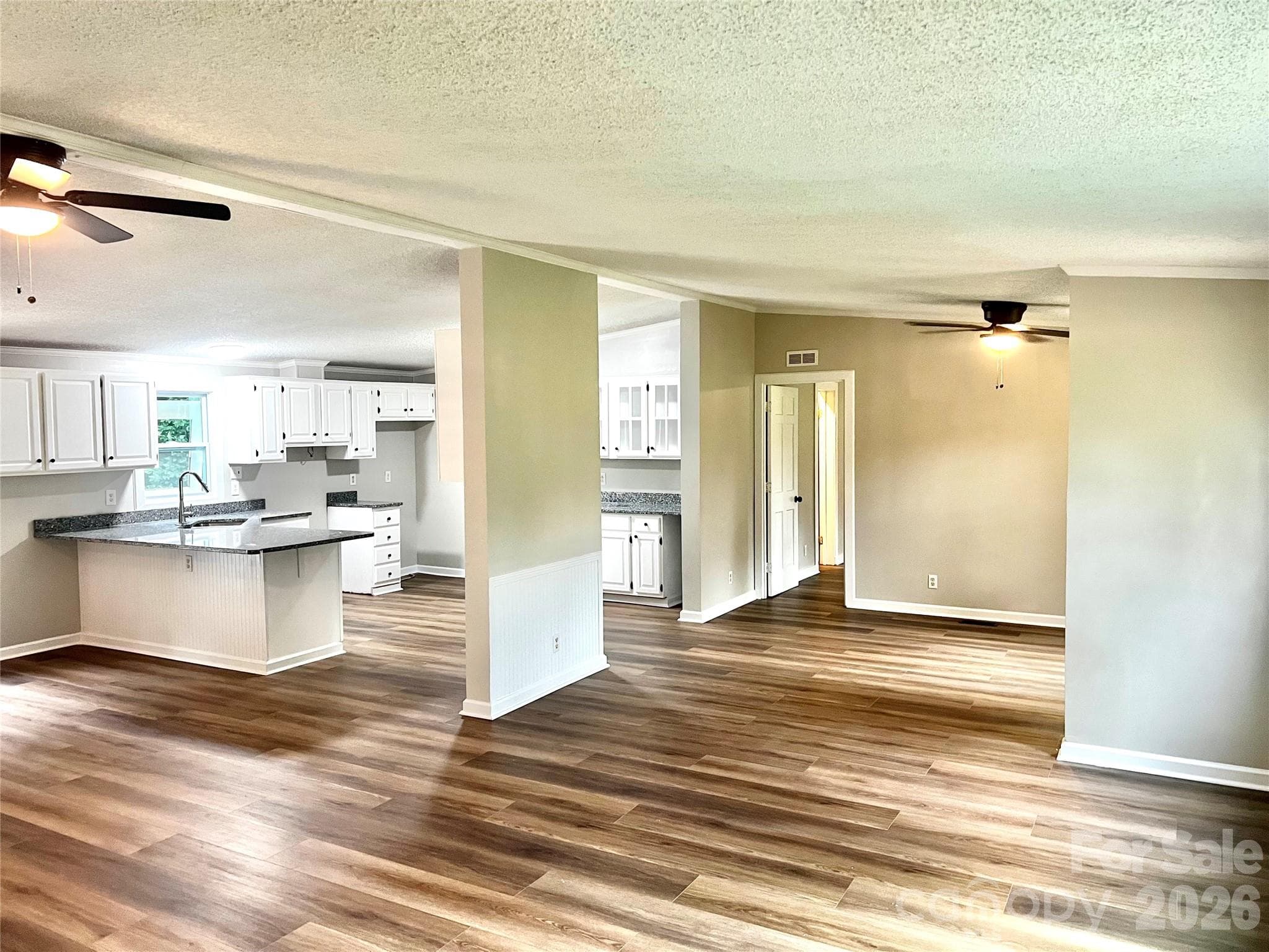 Single Family Residence at 10380 Turnplow Drive, Davidson, photo 11 of 24