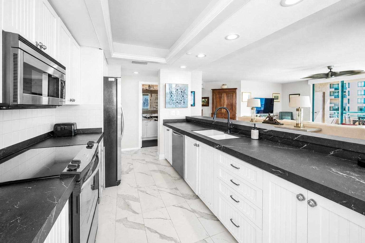 Condominium at 1520 GULF BLVD #1101, CLEARWATER BEACH, photo 17 of 98