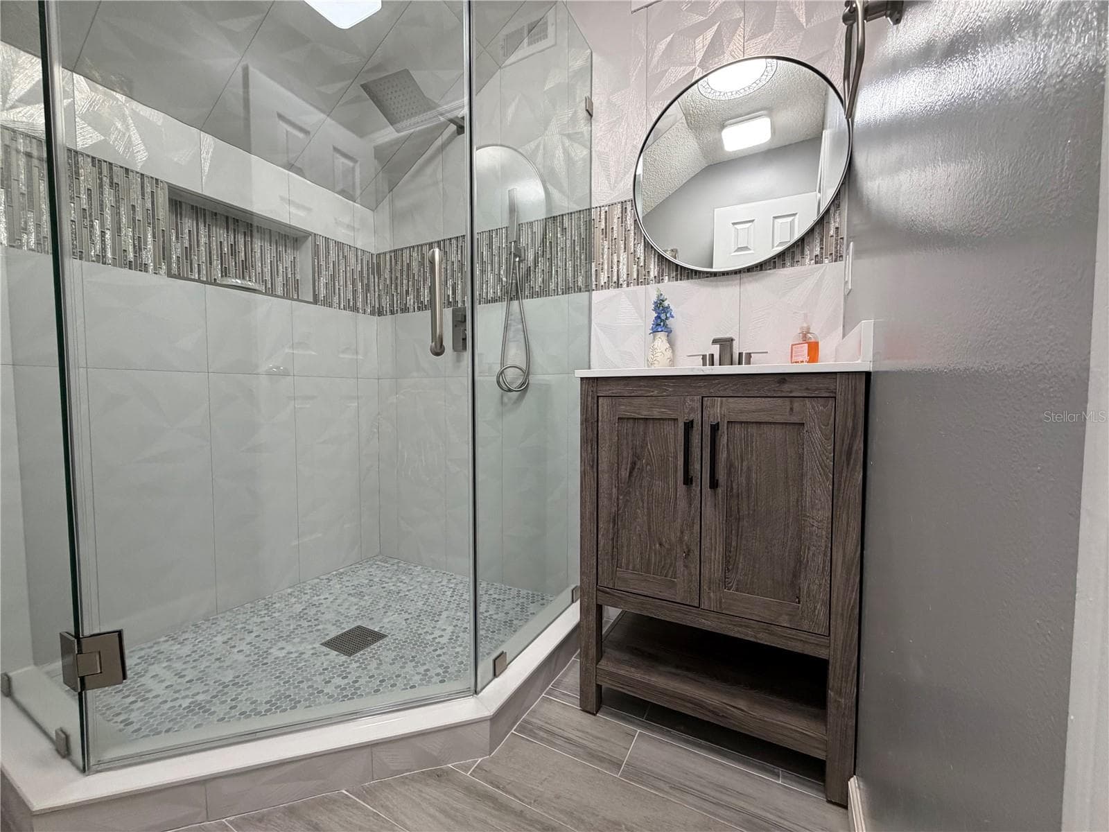 Single Family Residence at 3276 WOODGLEN DR, ORANGE PARK, photo 10 of 19