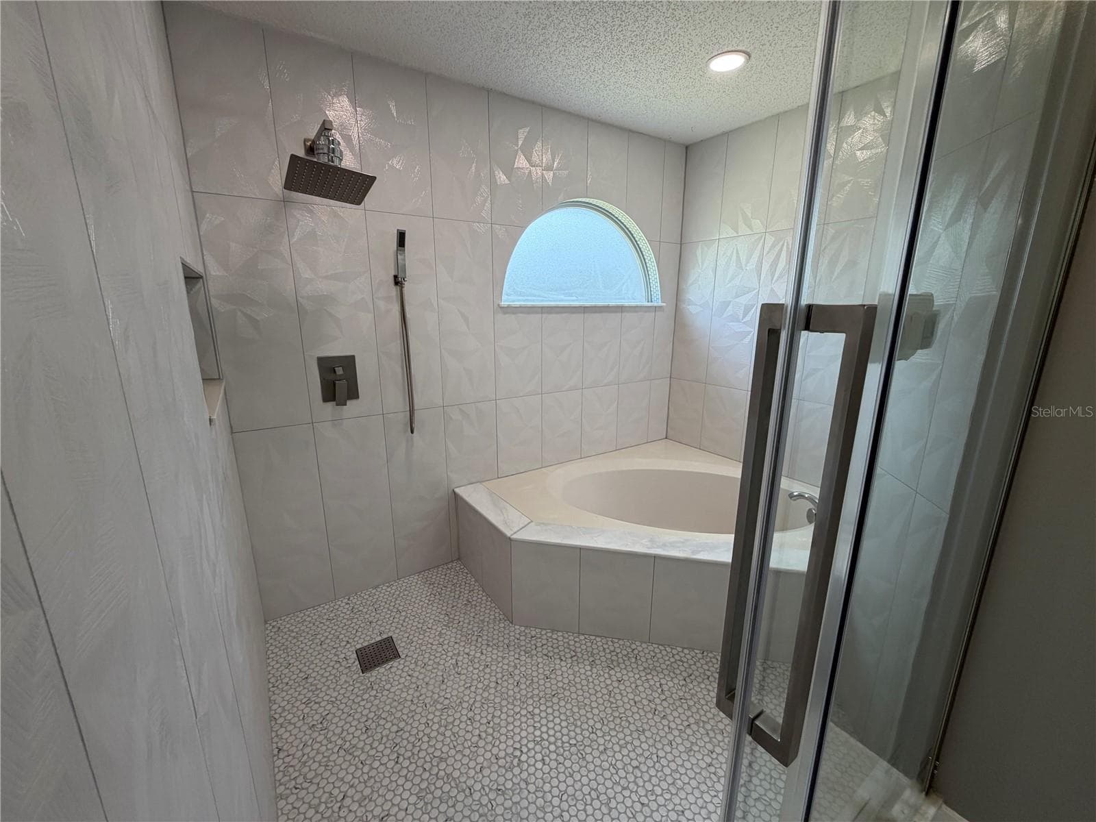 Single Family Residence at 3276 WOODGLEN DR, ORANGE PARK, photo 15 of 19