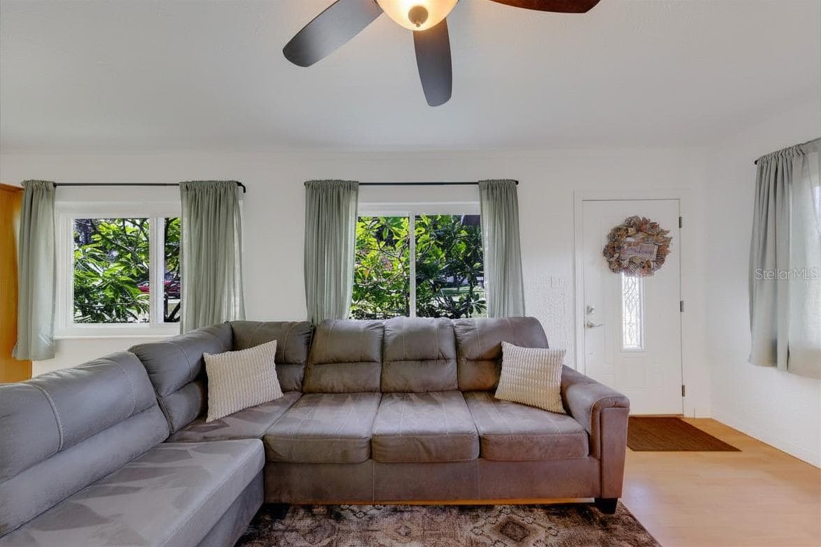 Single Family Residence at 2773 BELLE HAVEN DR, CLEARWATER, photo 4 of 35