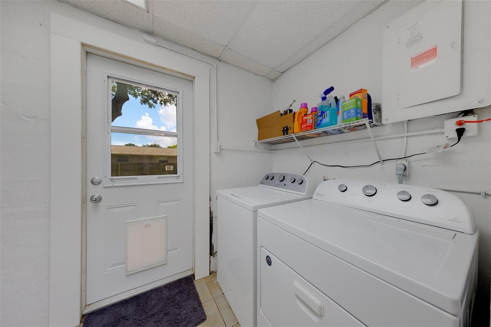 Single Family Residence at 2773 BELLE HAVEN DR, CLEARWATER, photo 20 of 35