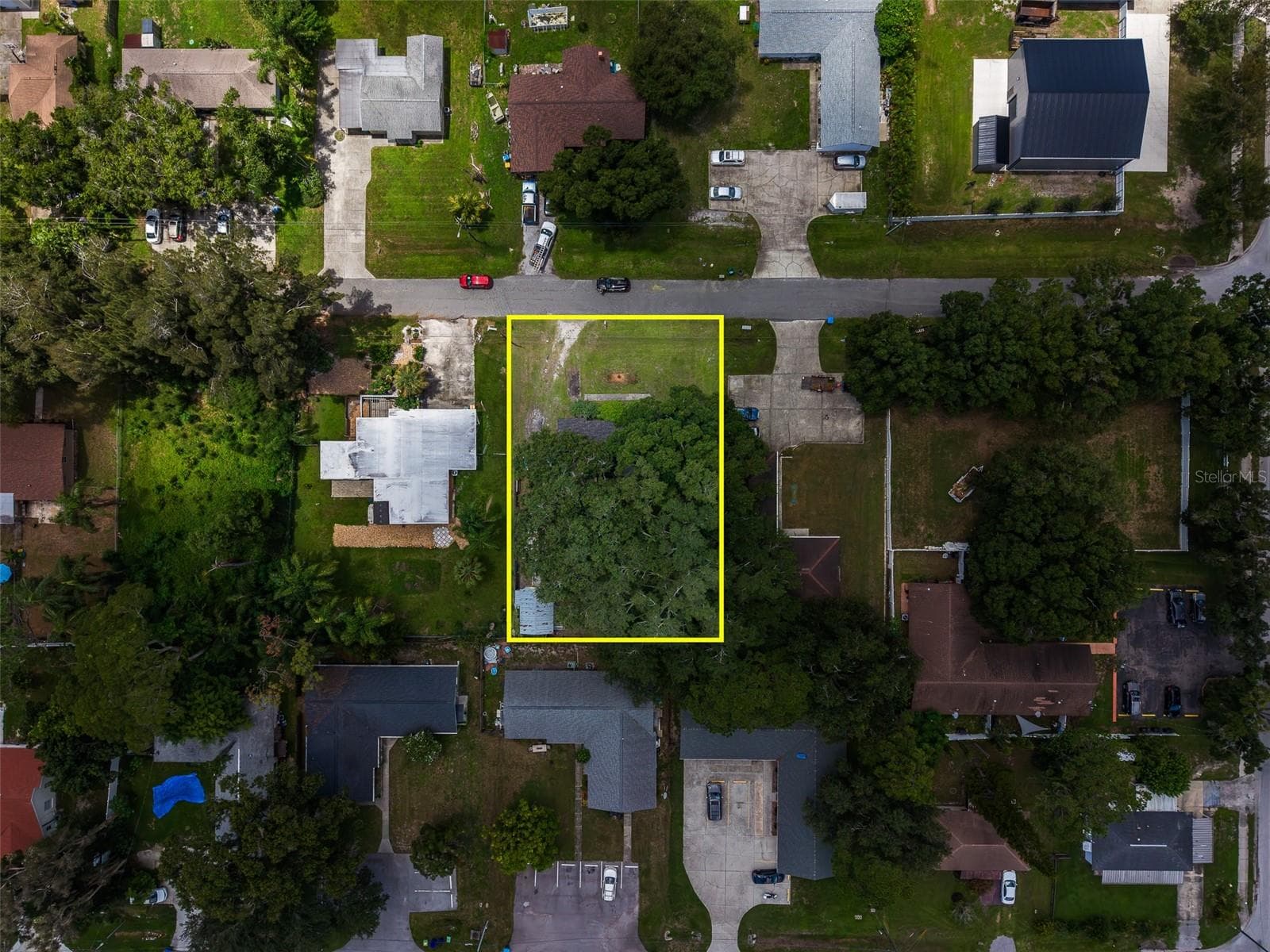 Single Family Residence at 2773 BELLE HAVEN DR, CLEARWATER, photo 32 of 35