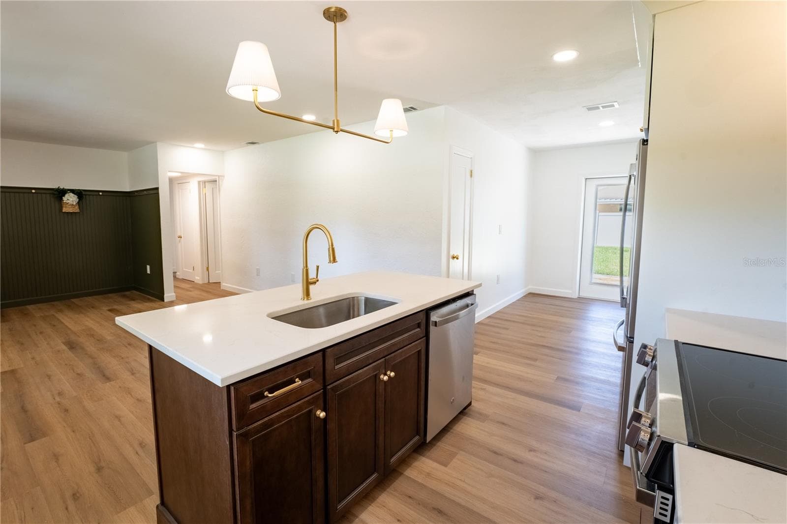 Single Family Residence at 2090 76TH ST N, ST PETERSBURG, photo 6 of 22