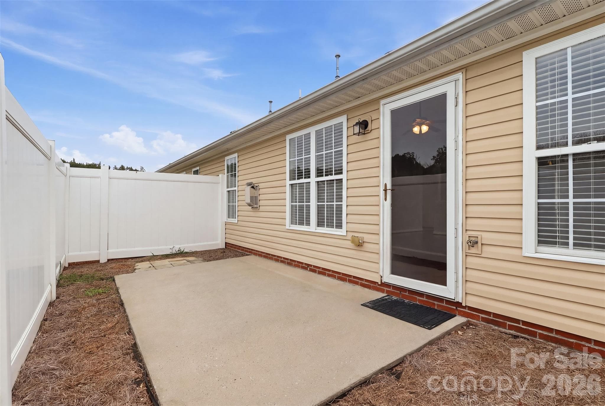 Fenced patio - 1306 Bayswater Drive, High Point