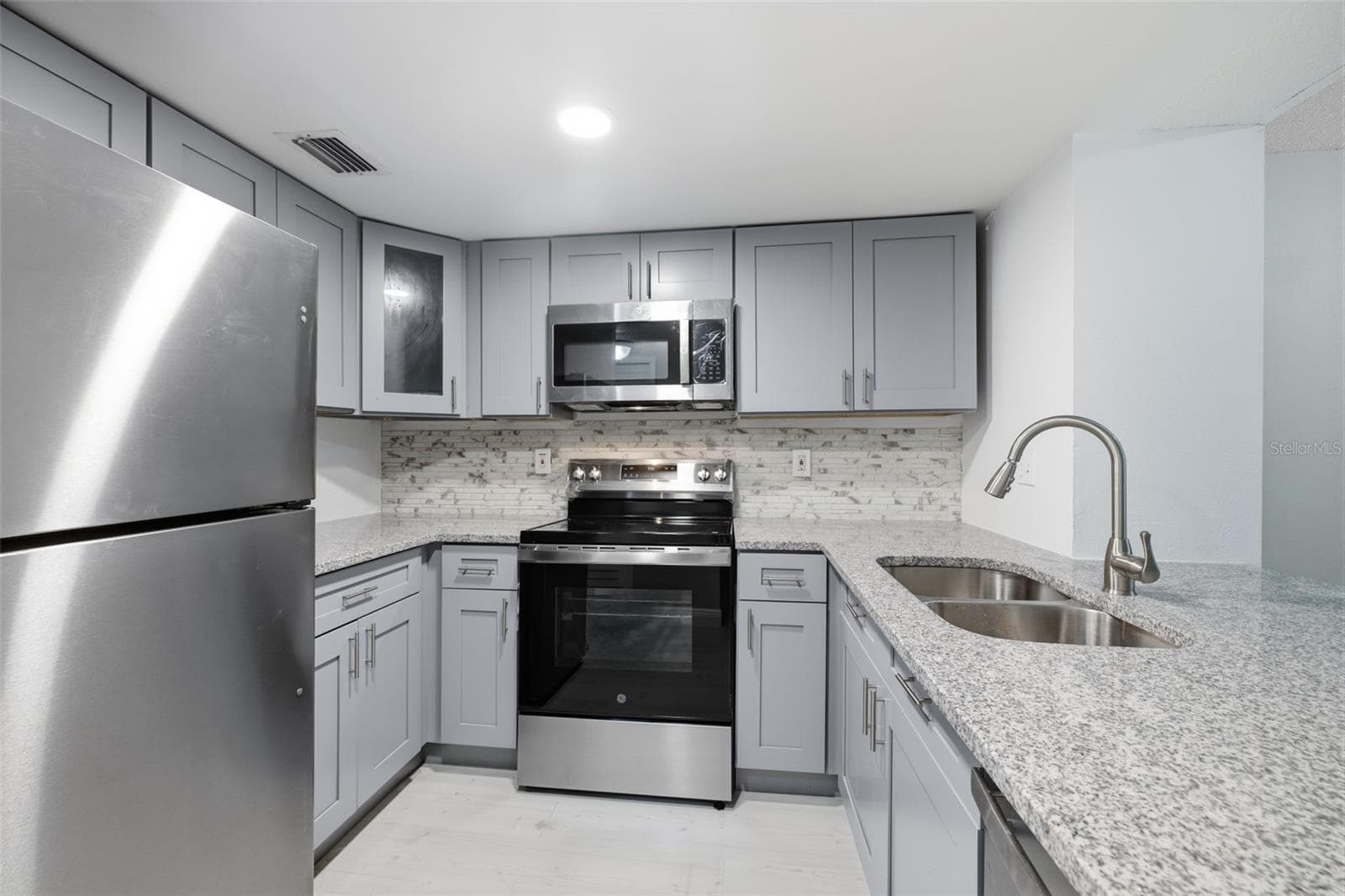 Condominium at 4873 PURITAN CIR #2401, TAMPA, photo 14 of 26