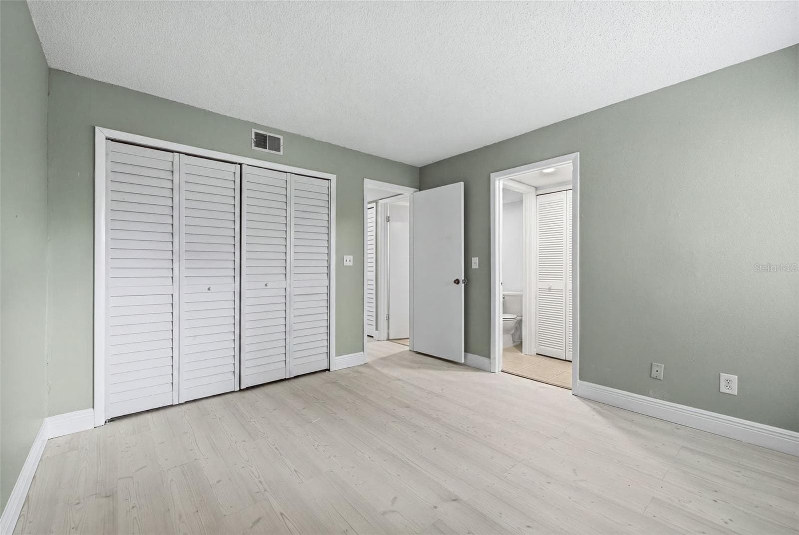 Condominium at 4873 PURITAN CIR #2401, TAMPA, photo 19 of 26