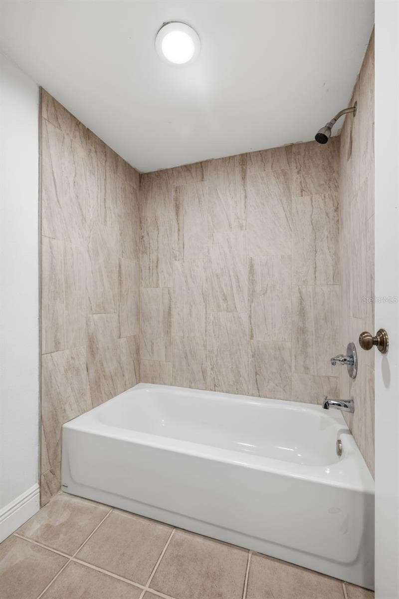 Condominium at 4873 PURITAN CIR #2401, TAMPA, photo 21 of 26