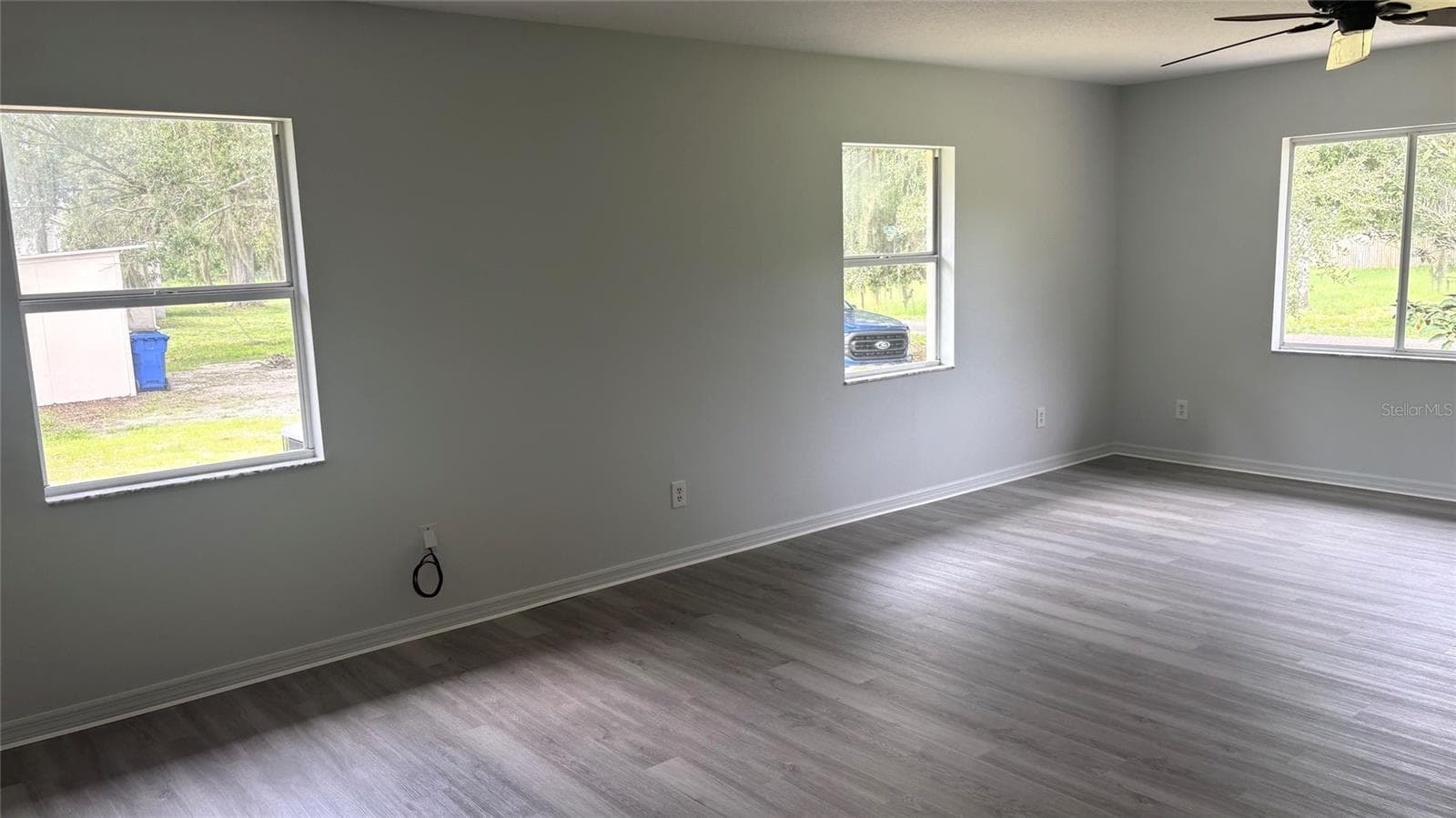 Family room - 607 2ND ST NW, RUSKIN