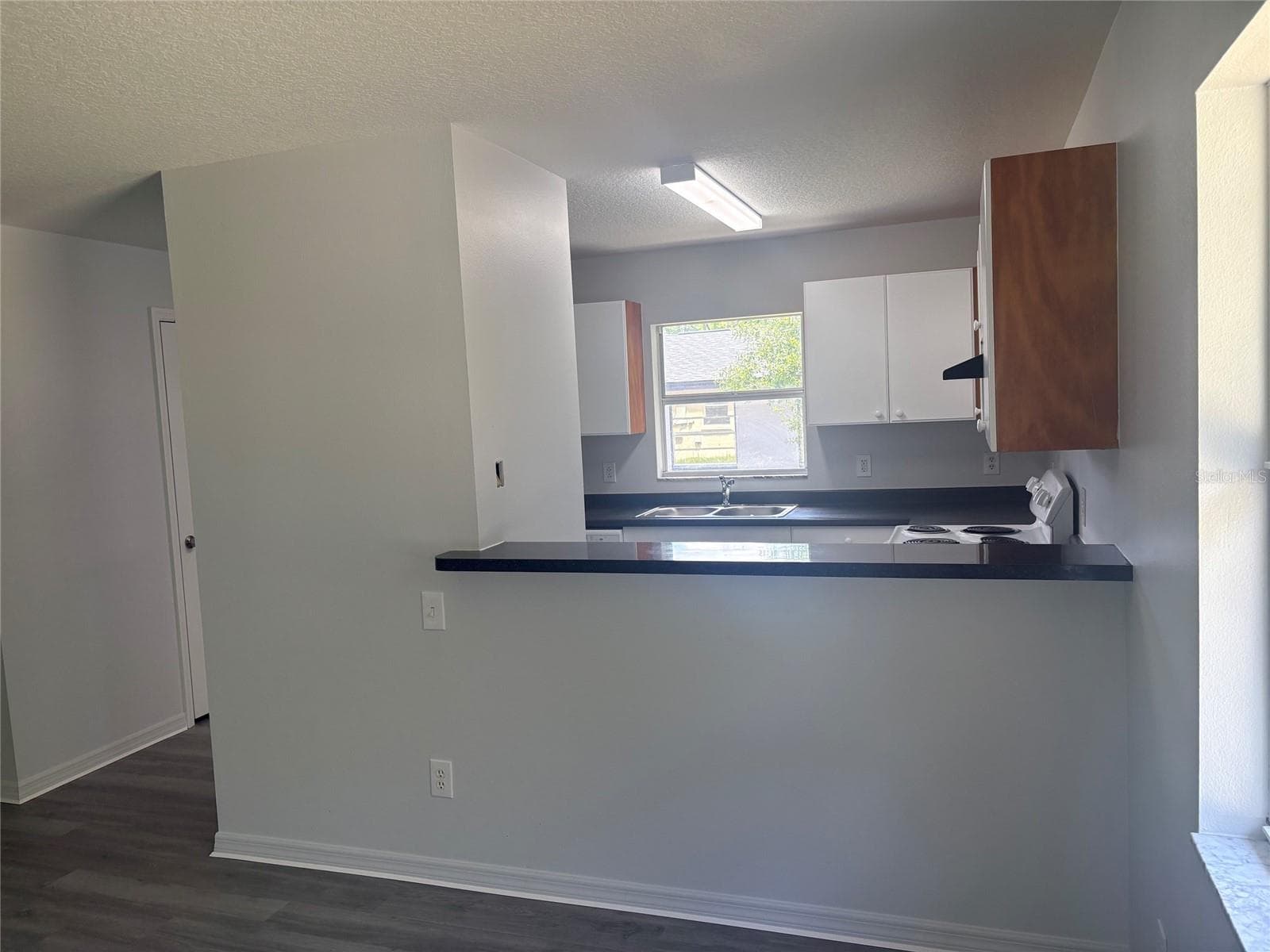 All new inside this home. - 607 2ND ST NW, RUSKIN