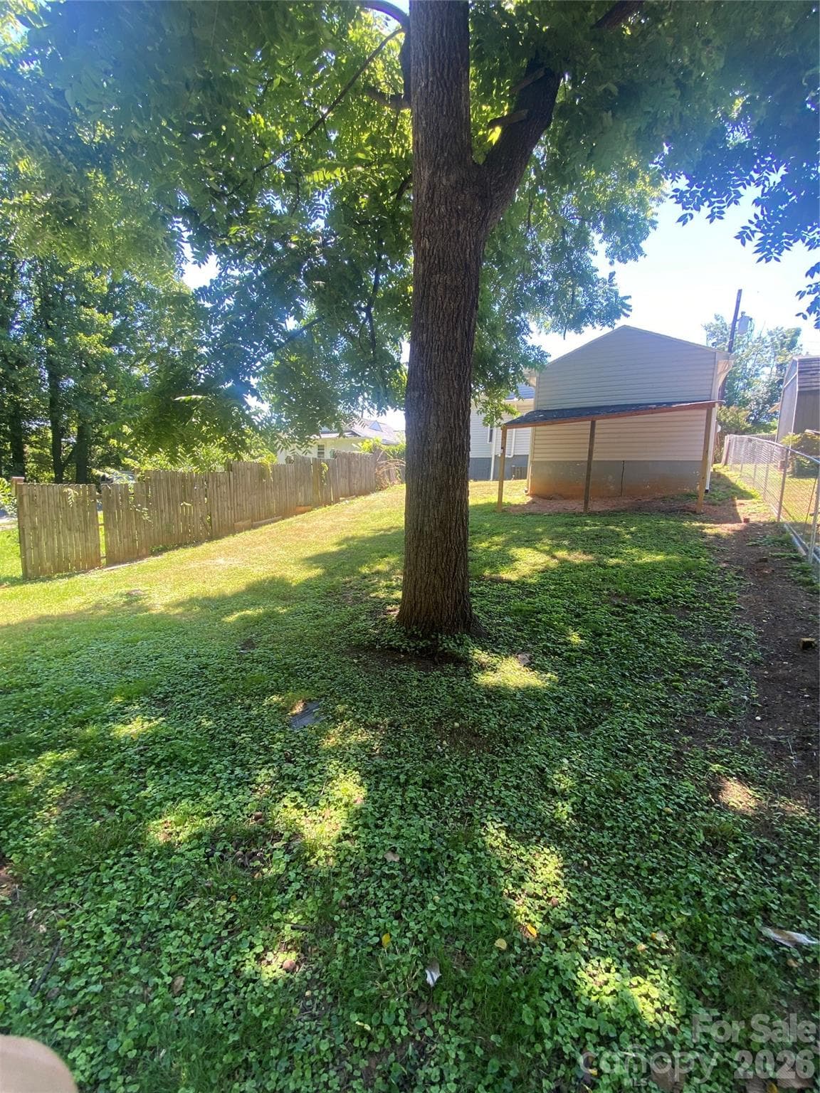 Single Family Residence at 604 Peden Street, North Wilkesboro, photo 16 of 18