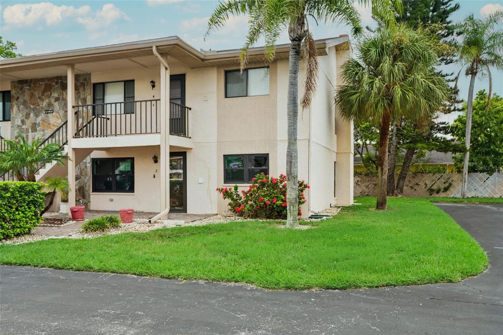 9920 EAGLES POINT CIR #2