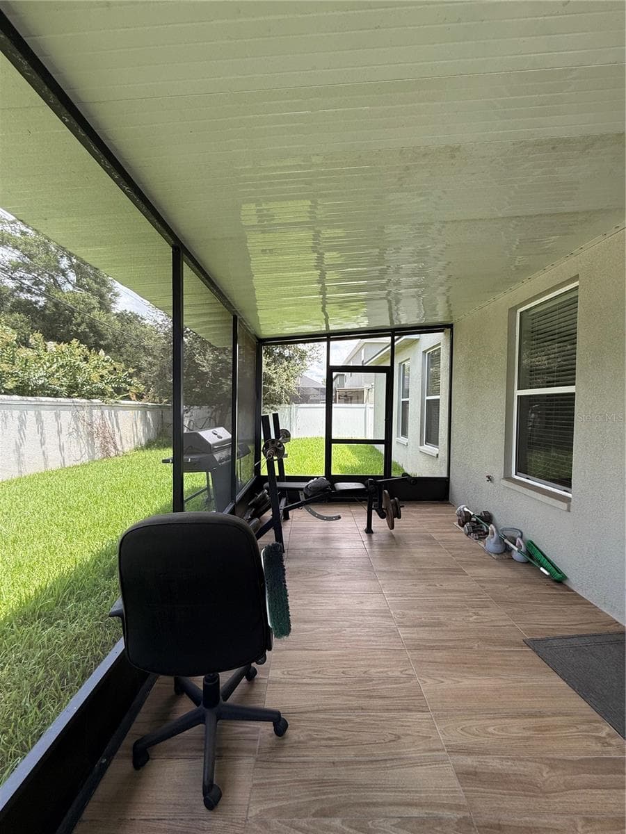 Single Family Residence at 422 WESTCHESTER HILLS LN, VALRICO, photo 18 of 56