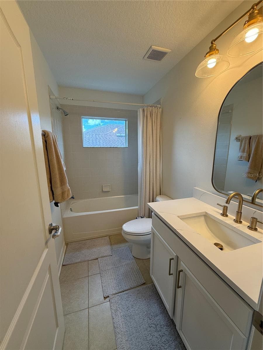 Single Family Residence at 422 WESTCHESTER HILLS LN, VALRICO, photo 38 of 56