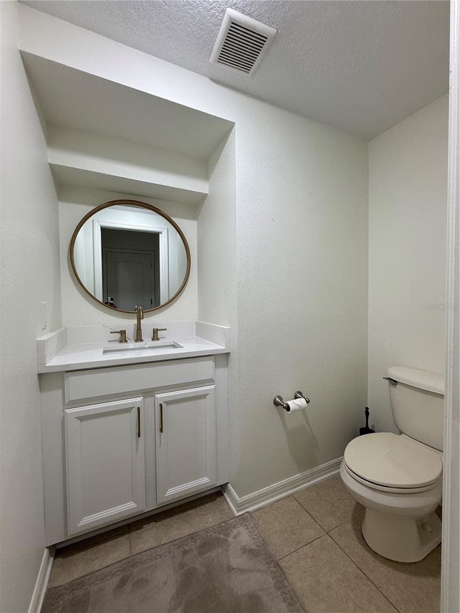 Single Family Residence at 422 WESTCHESTER HILLS LN, VALRICO, photo 43 of 56