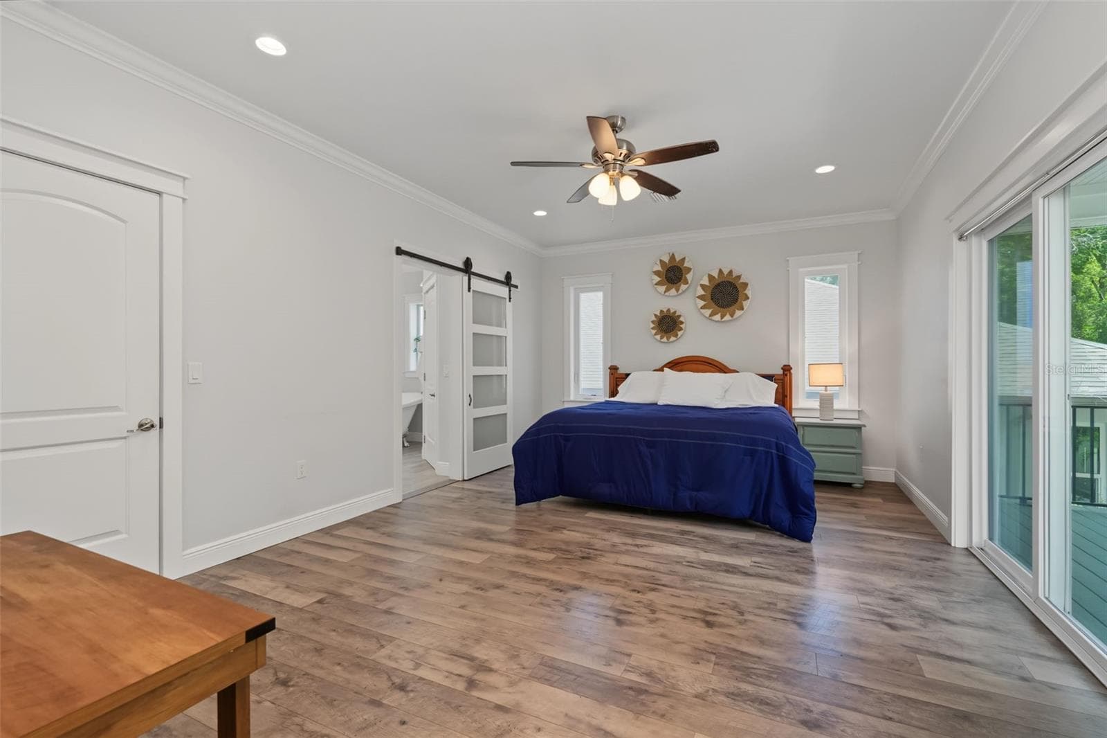 Single Family Residence at 170 E SPRUCE ST, TARPON SPRINGS, photo 6 of 51