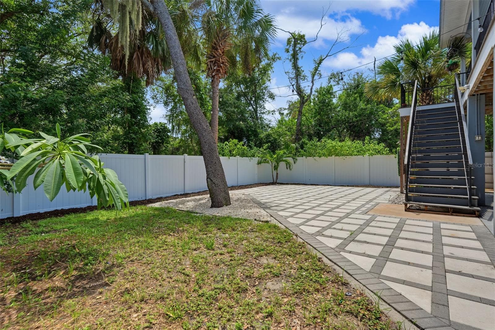 Single Family Residence at 170 E SPRUCE ST, TARPON SPRINGS, photo 29 of 51