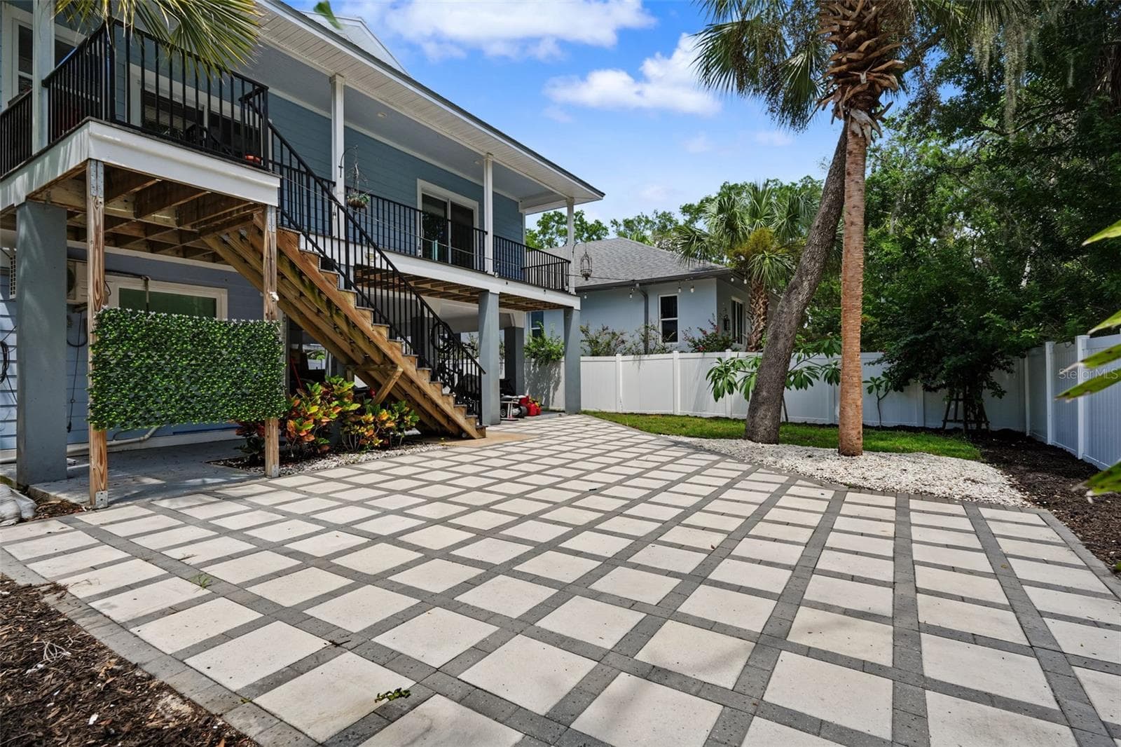 Single Family Residence at 170 E SPRUCE ST, TARPON SPRINGS, photo 30 of 51