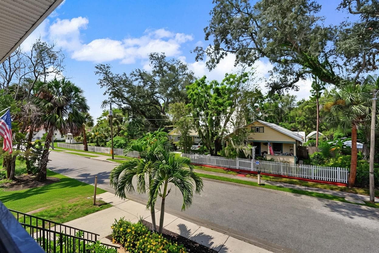 Single Family Residence at 170 E SPRUCE ST, TARPON SPRINGS, photo 35 of 51