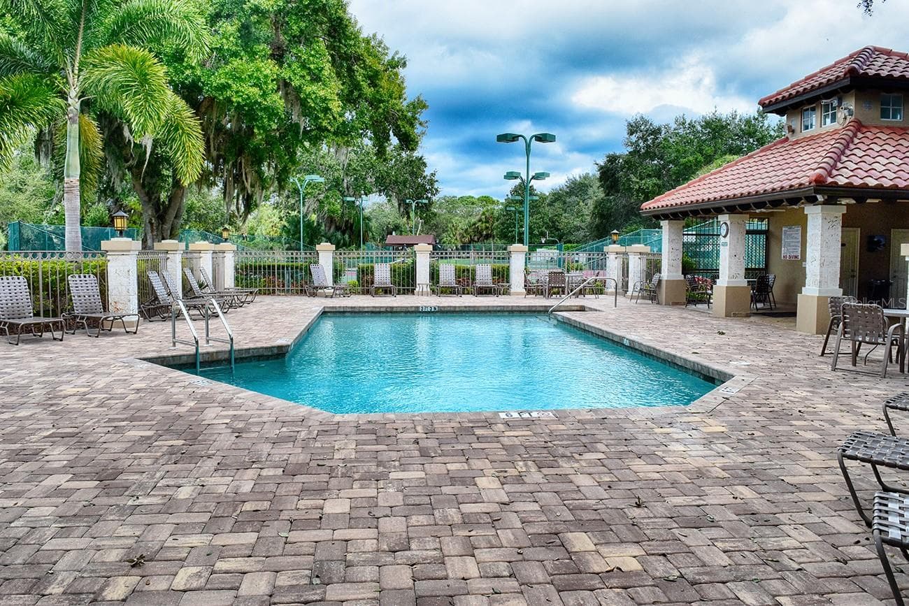Single Family Residence at 5113 FAR OAK CIR, SARASOTA, photo 26 of 28