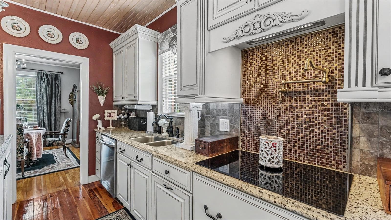 Kitchen - 212 KENWITH RD, LAKELAND