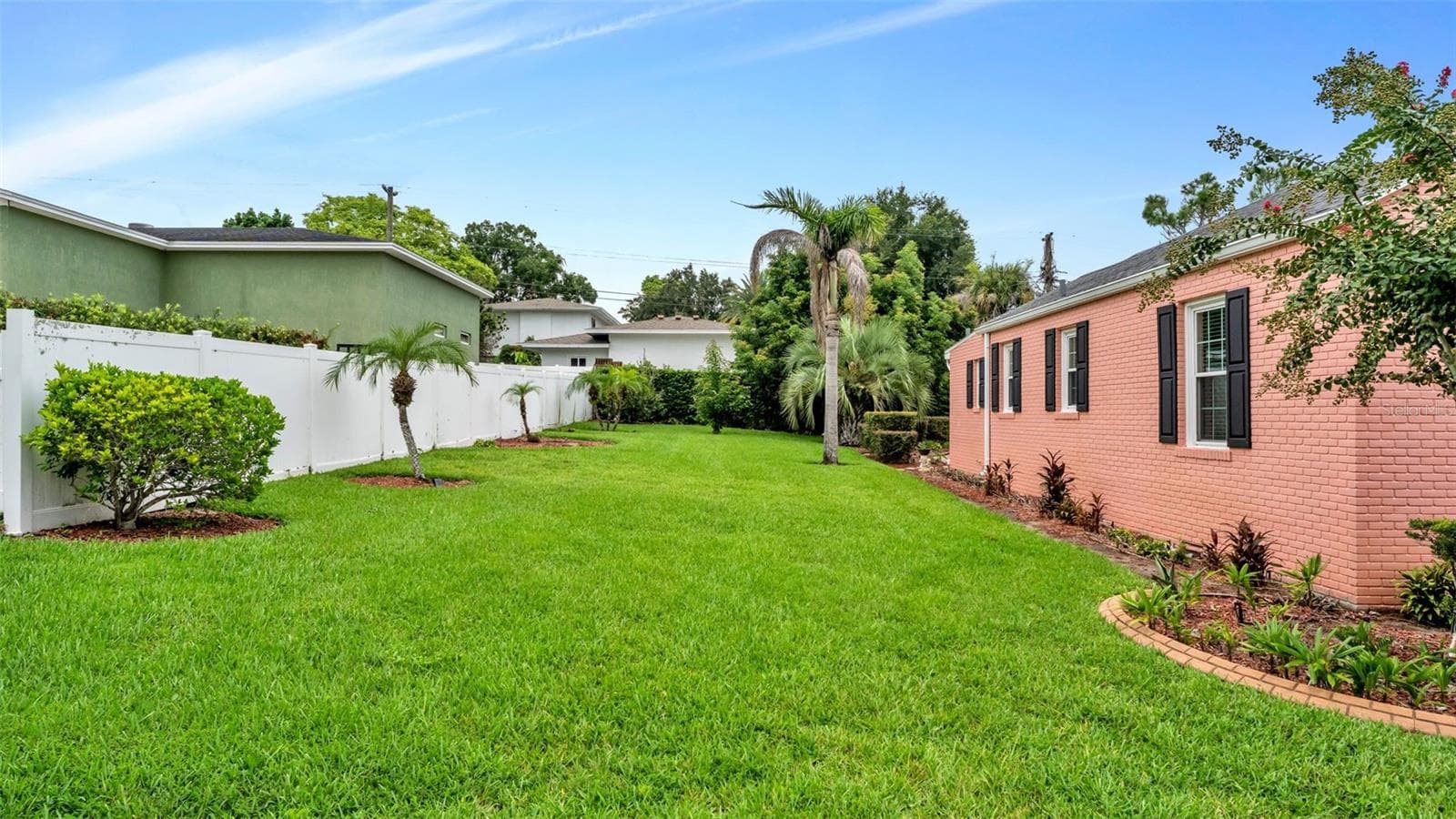 Single Family Residence at 212 KENWITH RD, LAKELAND, photo 37 of 41