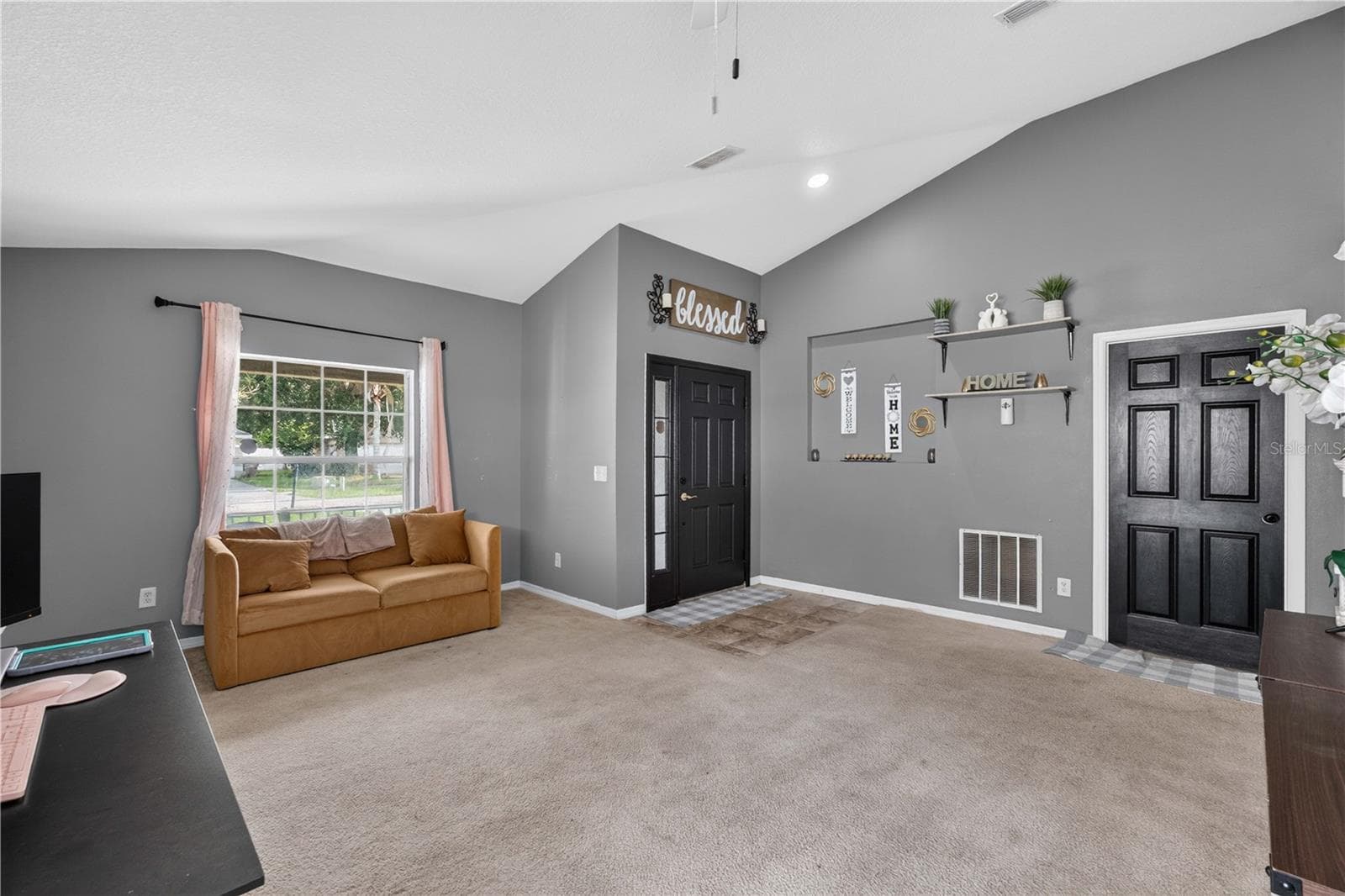 Single Family Residence at 2020 BRIARCLIFF CIR, MOUNT DORA, photo 10 of 30