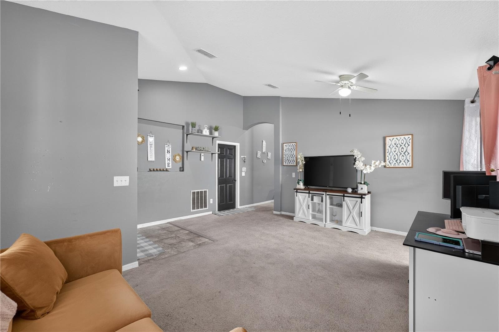 Single Family Residence at 2020 BRIARCLIFF CIR, MOUNT DORA, photo 11 of 30