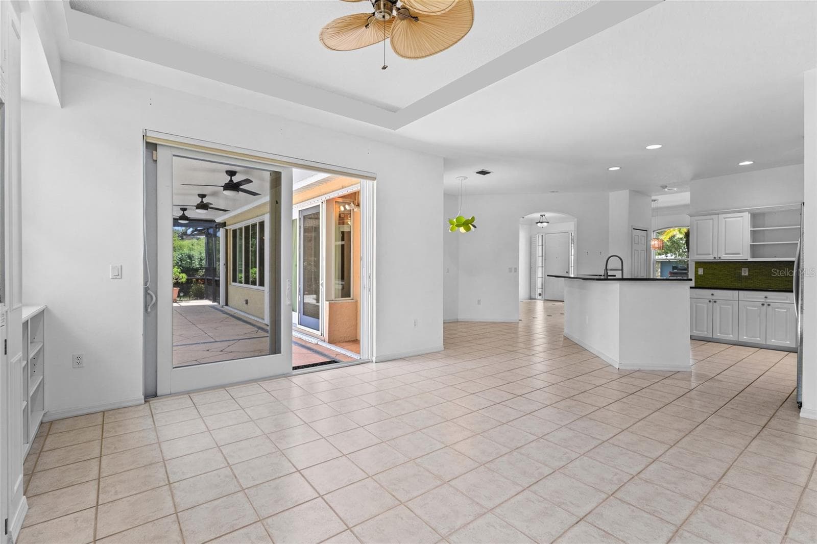 Single Family Residence at 3732 COUNTRYSIDE RD, SARASOTA, photo 7 of 34