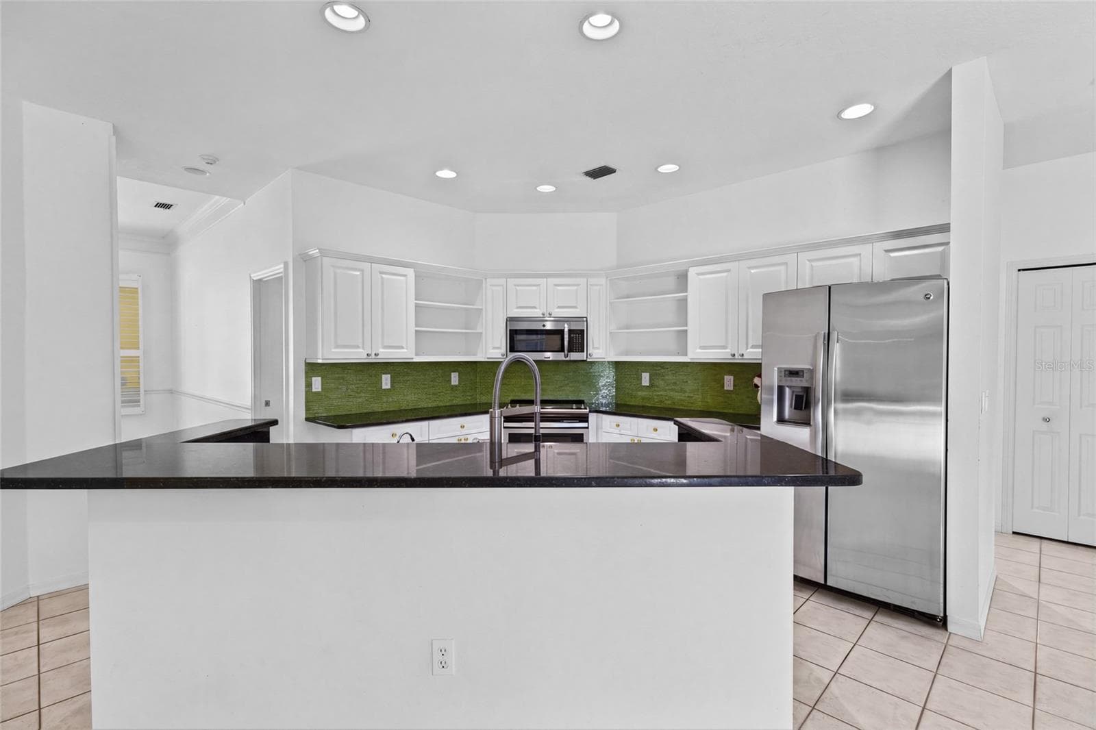 Single Family Residence at 3732 COUNTRYSIDE RD, SARASOTA, photo 8 of 34