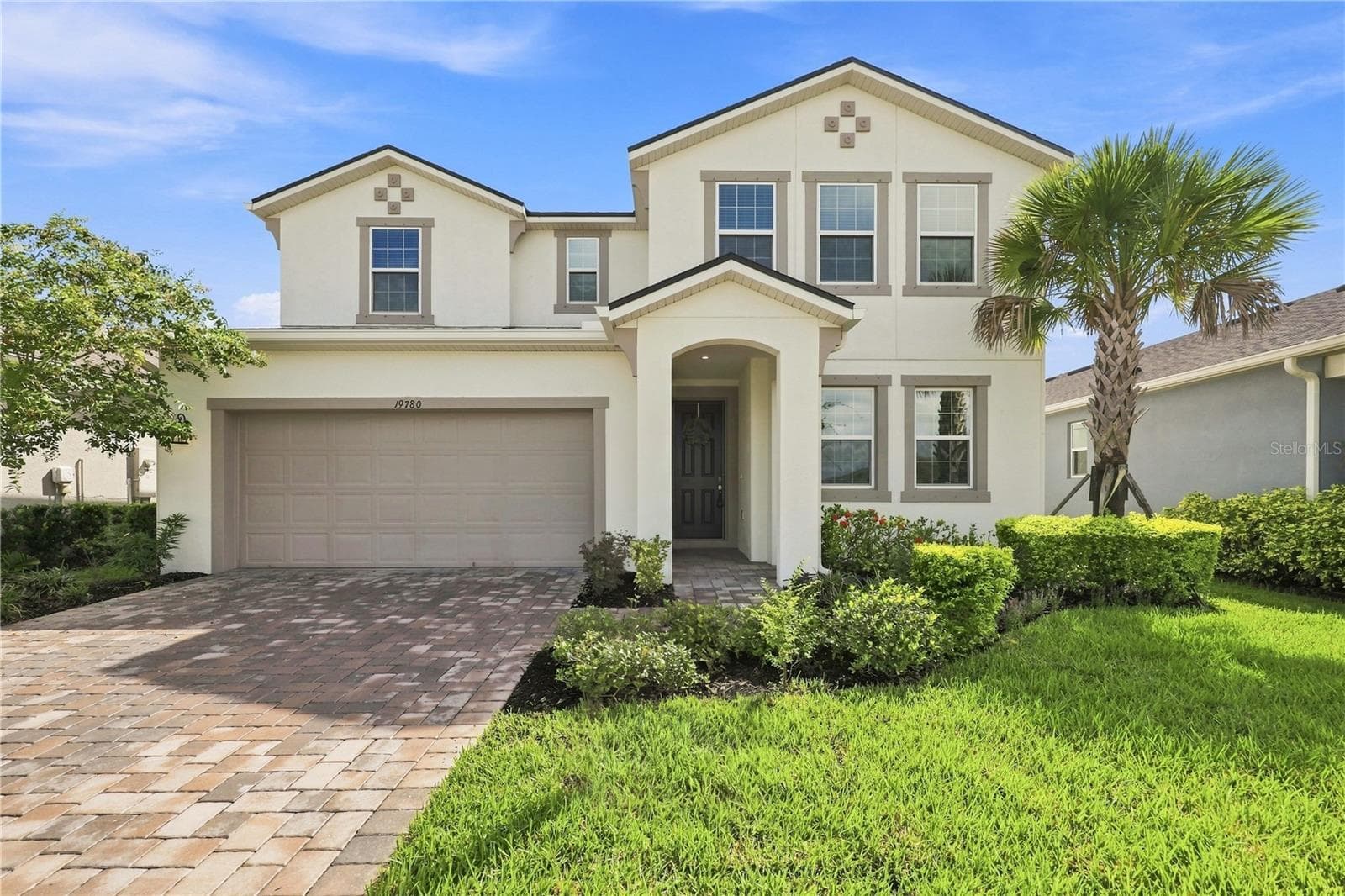 Single Family Residence at 19780 BLUE POND DR, LUTZ, photo 2 of 40