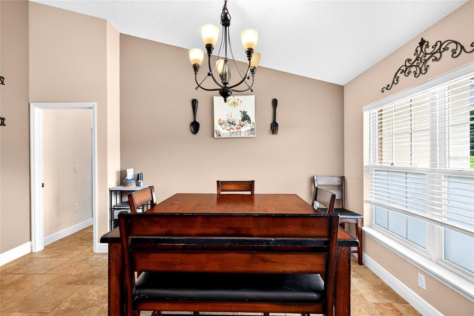 Single Family Residence at 16362 SE 81ST TER, SUMMERFIELD, photo 7 of 48