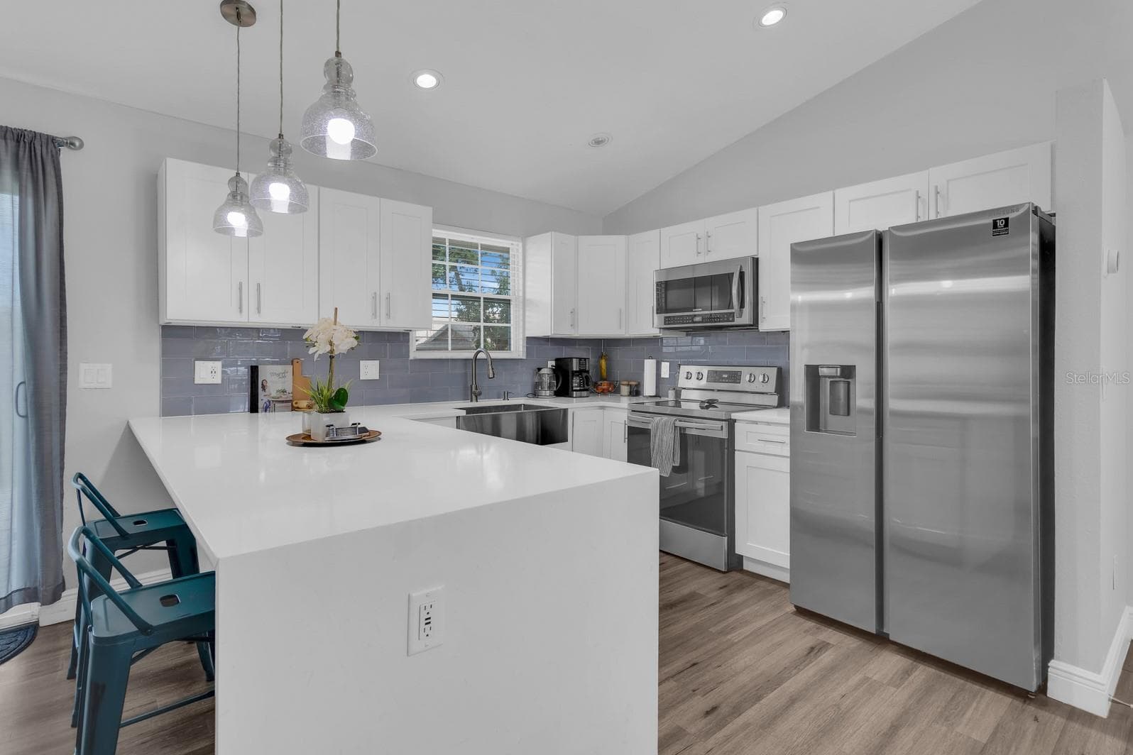 Single Family Residence at 8115 WINDY HILL WAY, ORLANDO, photo 6 of 25