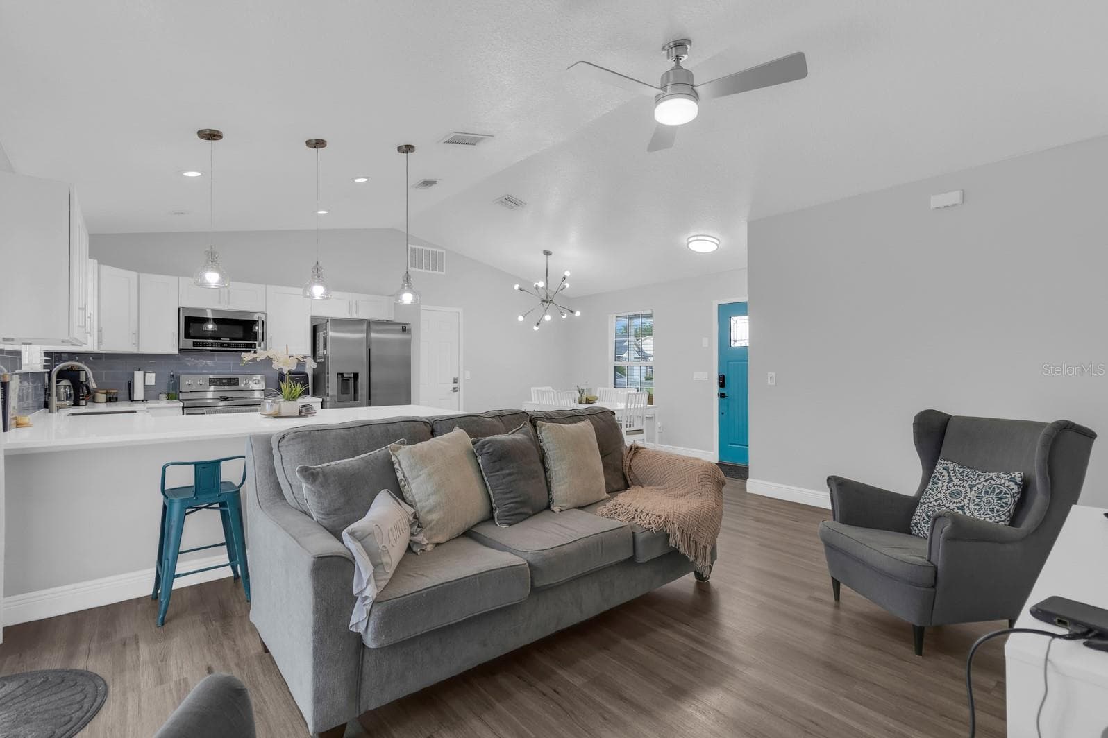 Single Family Residence at 8115 WINDY HILL WAY, ORLANDO, photo 8 of 25