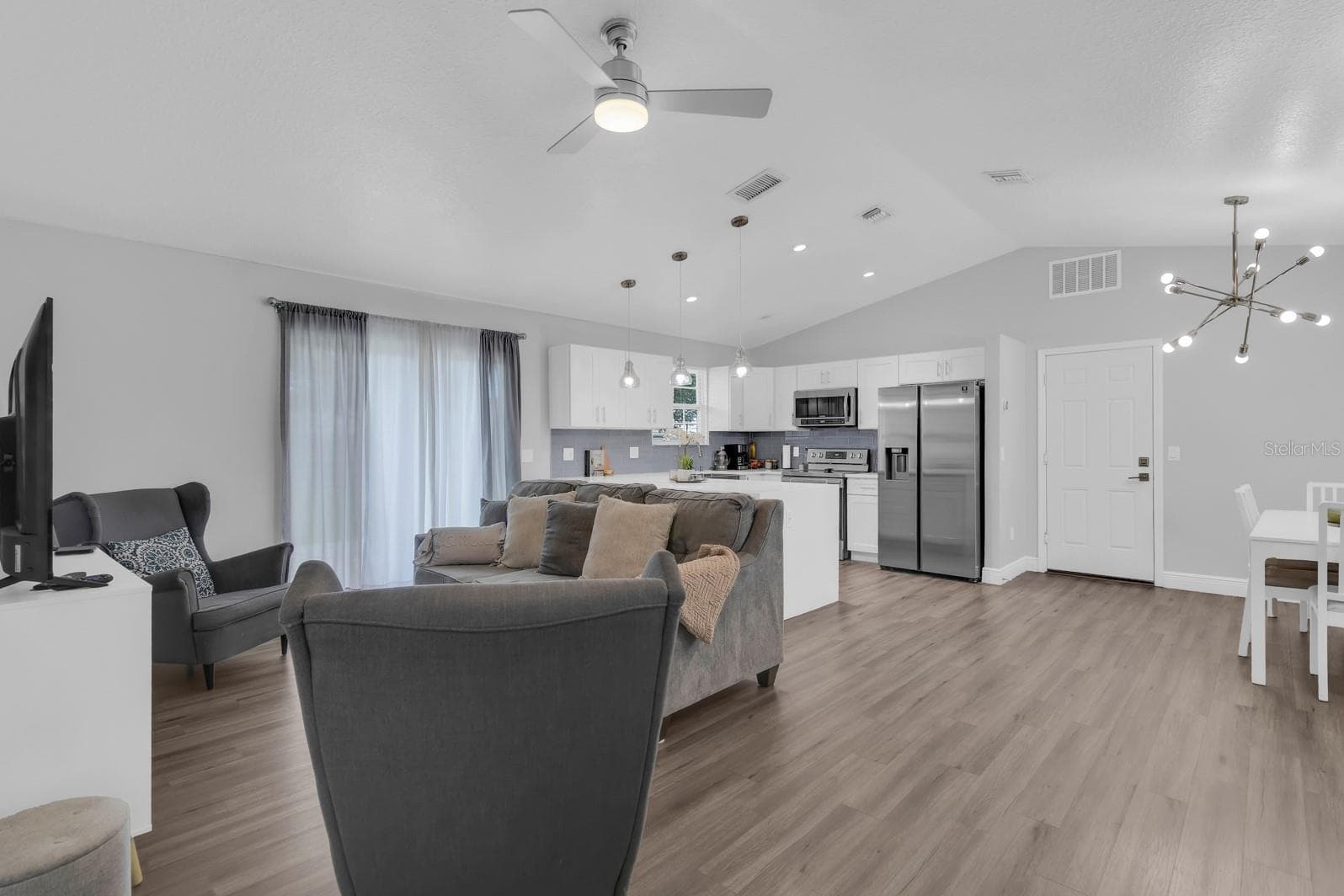 Single Family Residence at 8115 WINDY HILL WAY, ORLANDO, photo 9 of 25