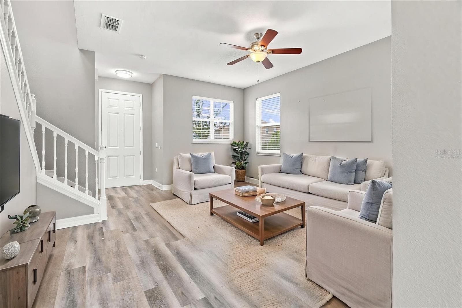 VIRTUALLY STAGED - 4563 PHILADELPHIA CIR, KISSIMMEE