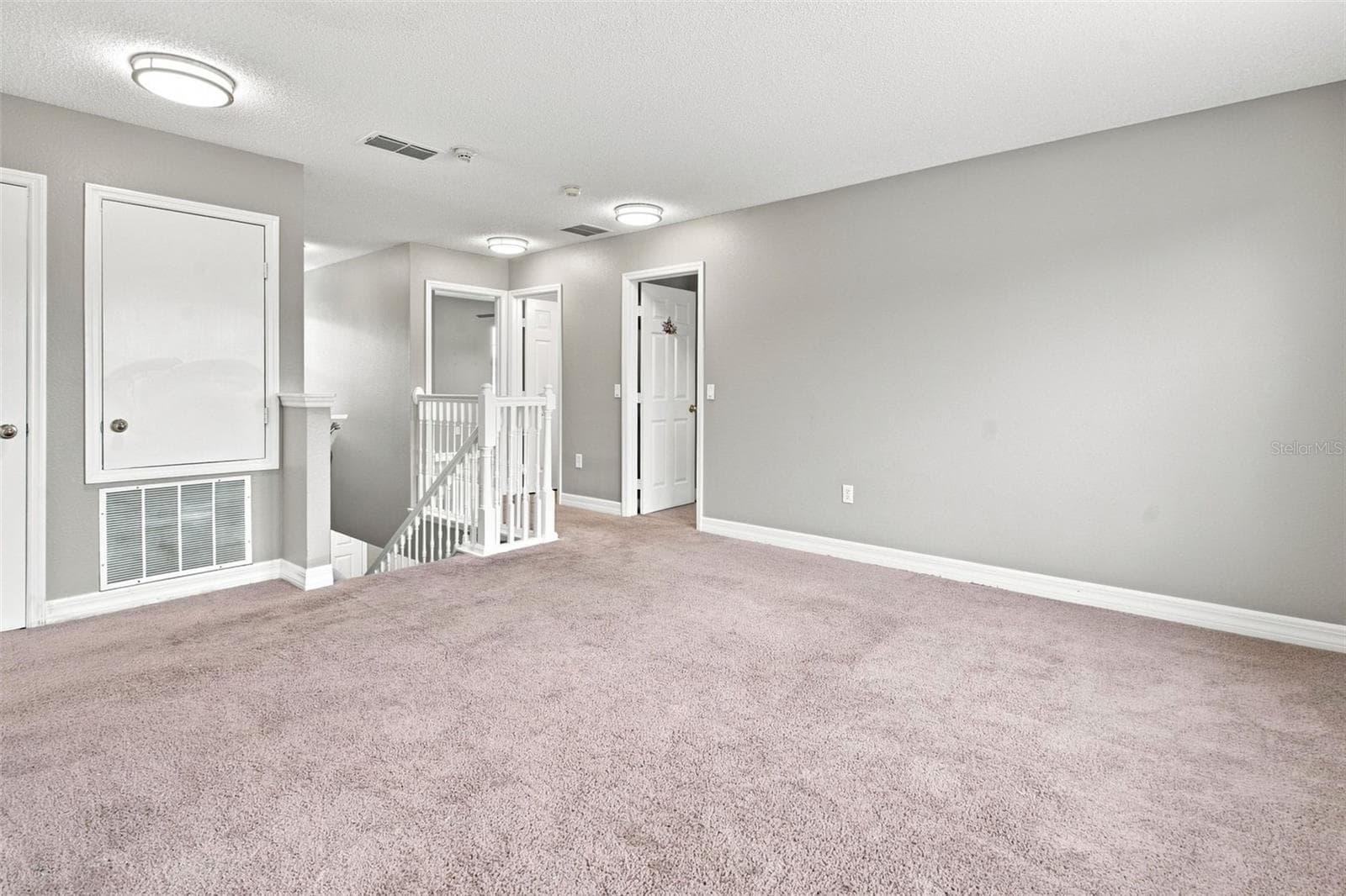 LOFT - 4563 PHILADELPHIA CIR, KISSIMMEE