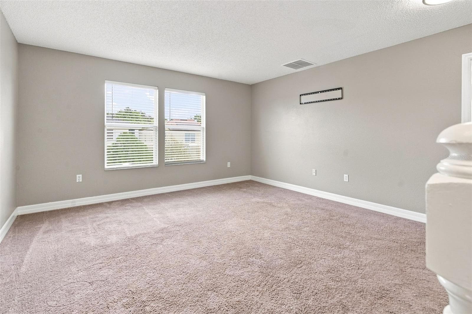 LOFT - 4563 PHILADELPHIA CIR, KISSIMMEE