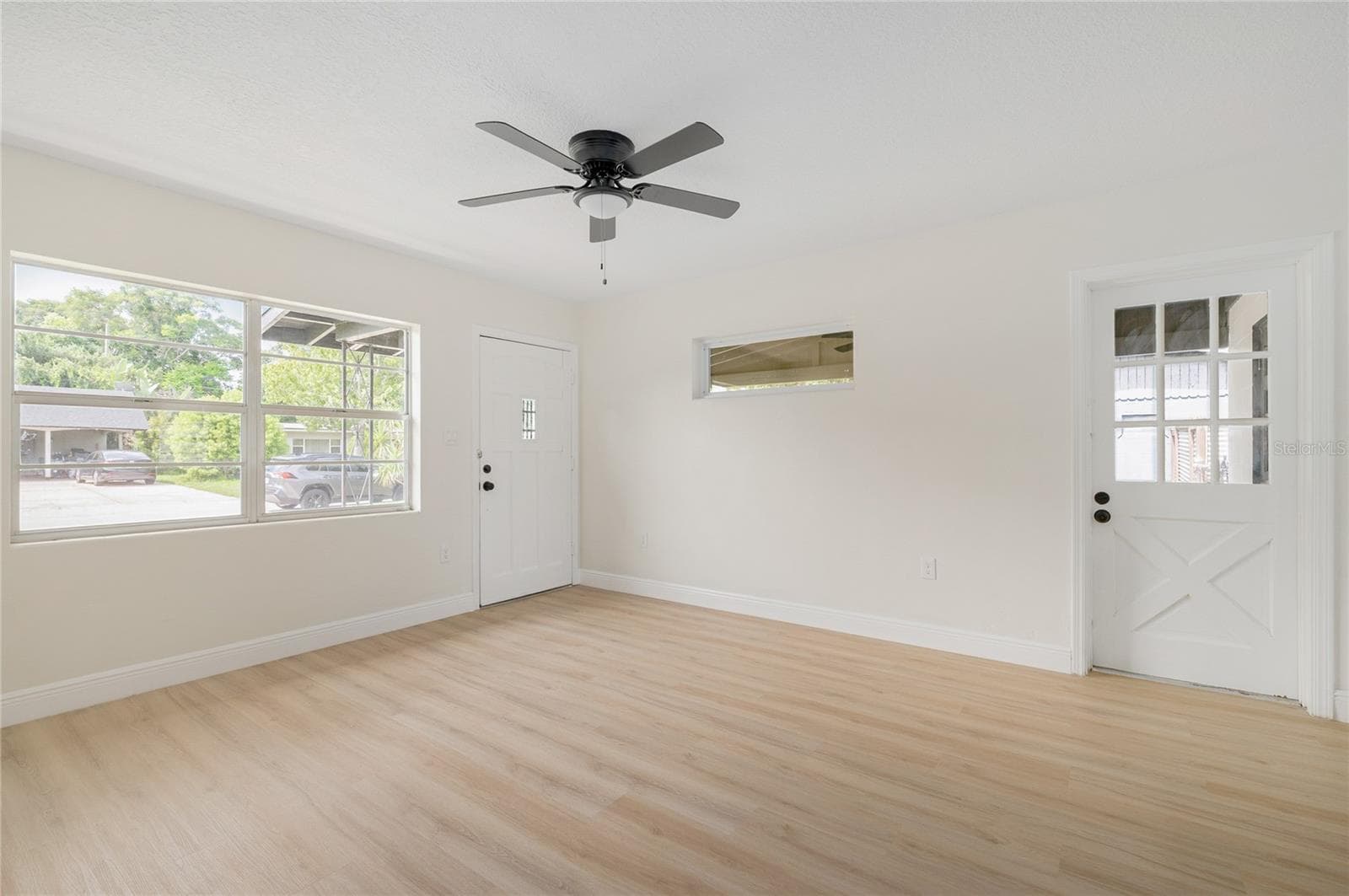 Single Family Residence at 3733 SURREY DR, ORLANDO, photo 24 of 61