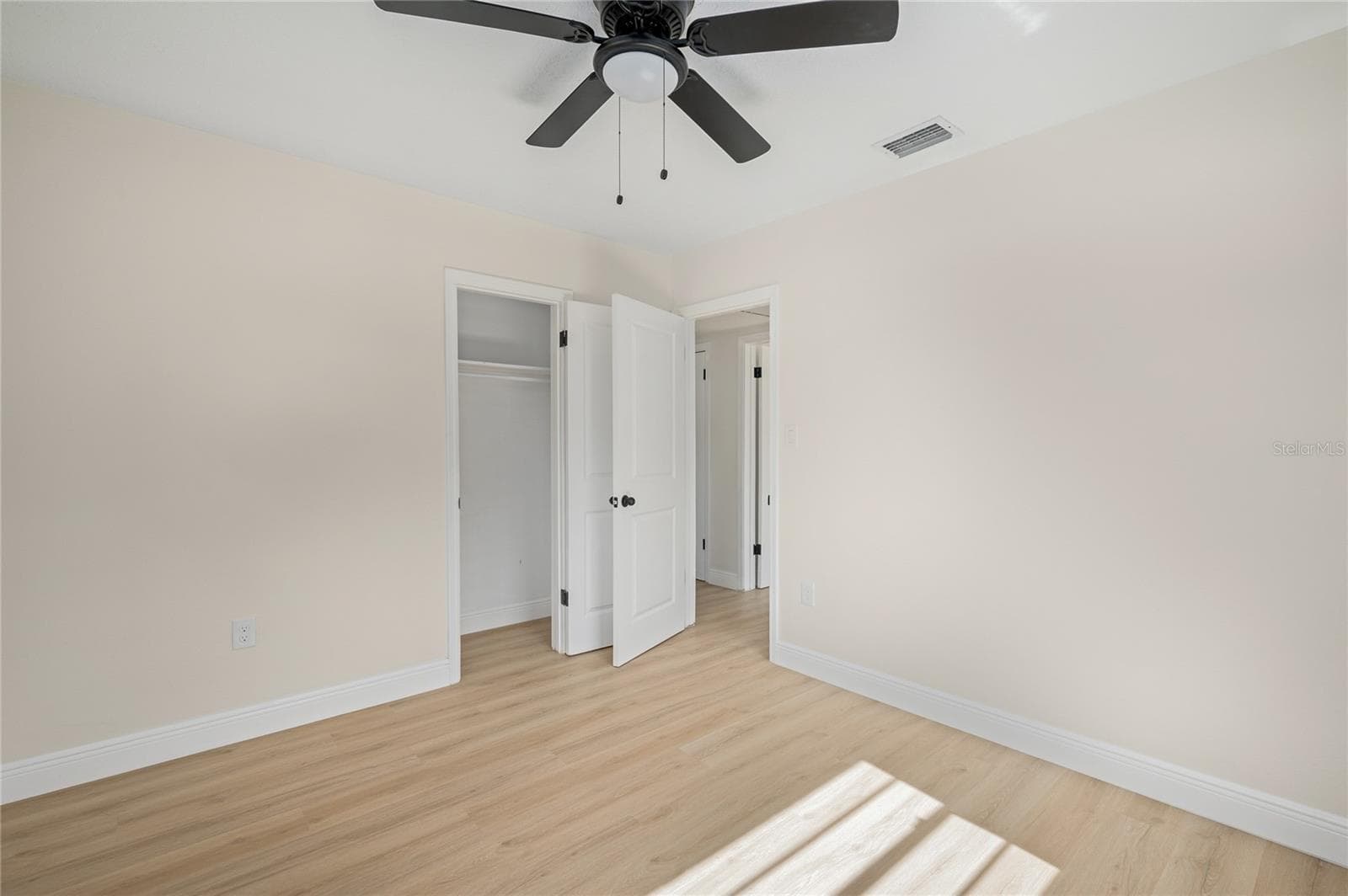 Single Family Residence at 3733 SURREY DR, ORLANDO, photo 27 of 61