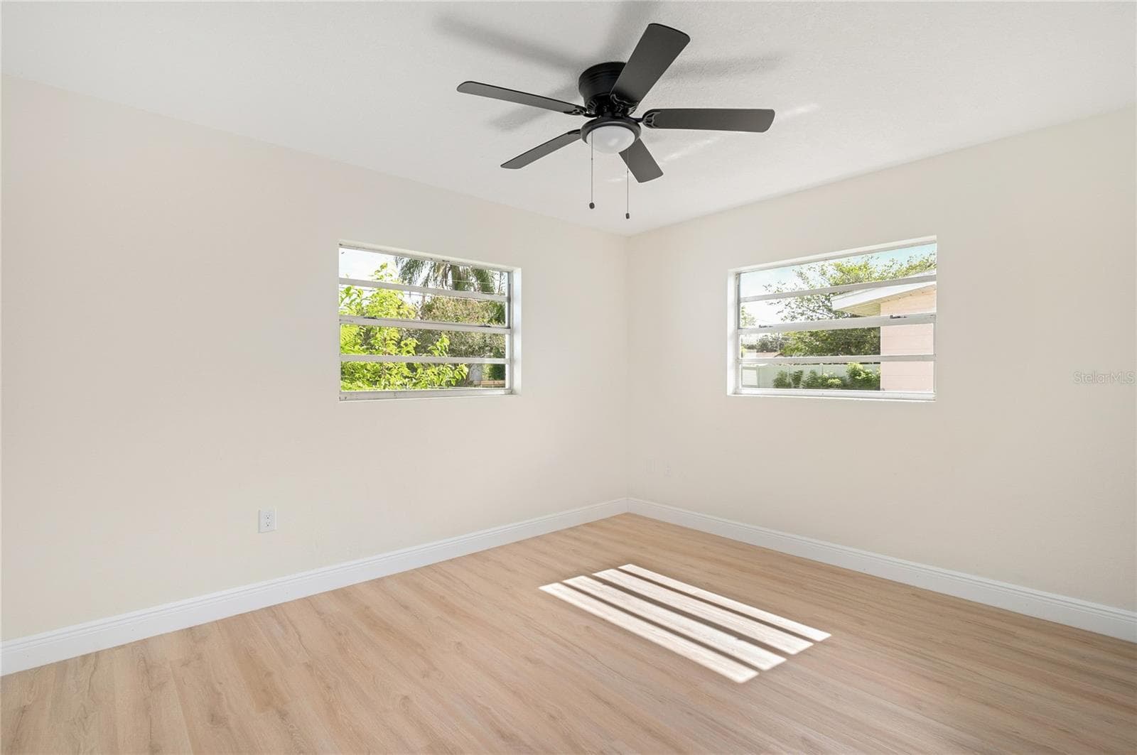 Single Family Residence at 3733 SURREY DR, ORLANDO, photo 30 of 61
